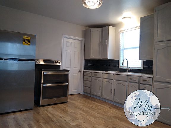 mini_246+Lois+St+Kitchen+3_11122025