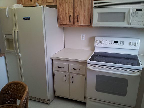 3rd image of 6010 Shakerwood Cir APT 102
