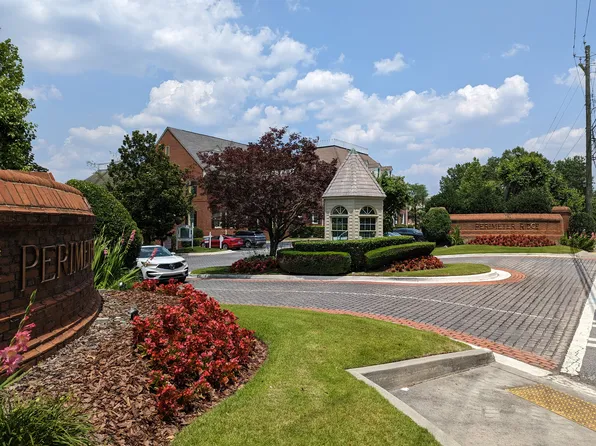 750 Hammond Dr, Atlanta, GA