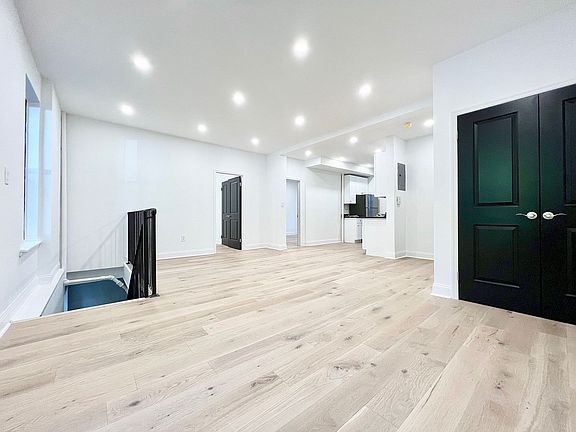 2nd image of 115 Parkside Ave