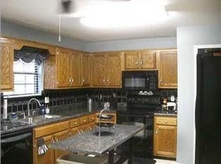 6905 Creeklands Ln, Hixson, TN 37343