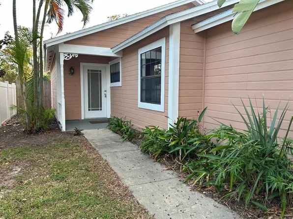 706 Ashley Ln, Orlando, FL 32825