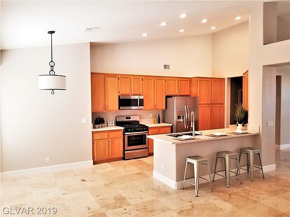4th image of 1699 Crystal Downs Ave