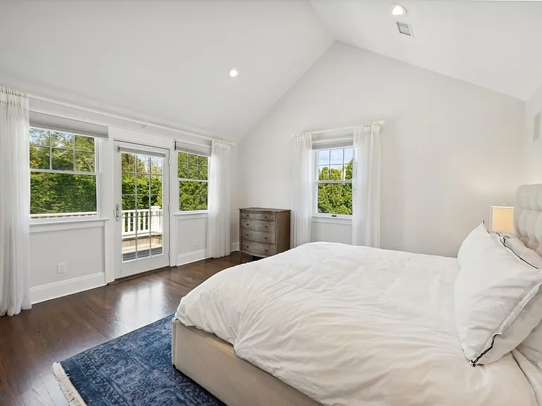 3 Lynda Ct — Photo 13
