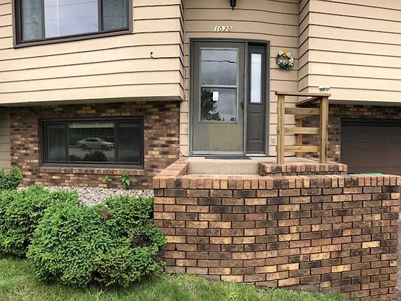 2nd image of 1020 W Campus Dr