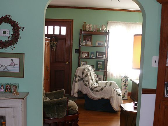 5th image of 3444 Birchlawn Ave NW