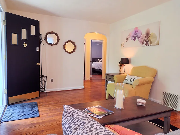 7145 Holly Hills Ave — Photo 9