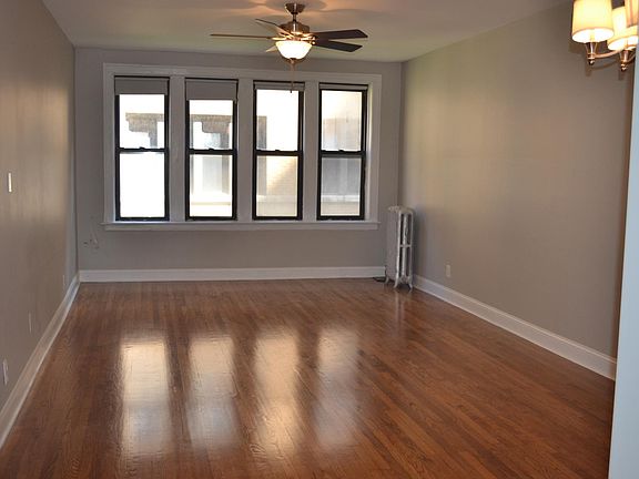 2nd image of 5461 S Everett Ave APT 1B