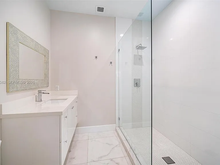 511 Madeira Ave — Photo 20