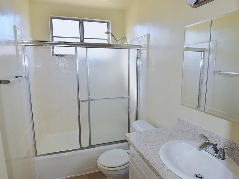 1015 E Lomita Ave #4 — Photo 6