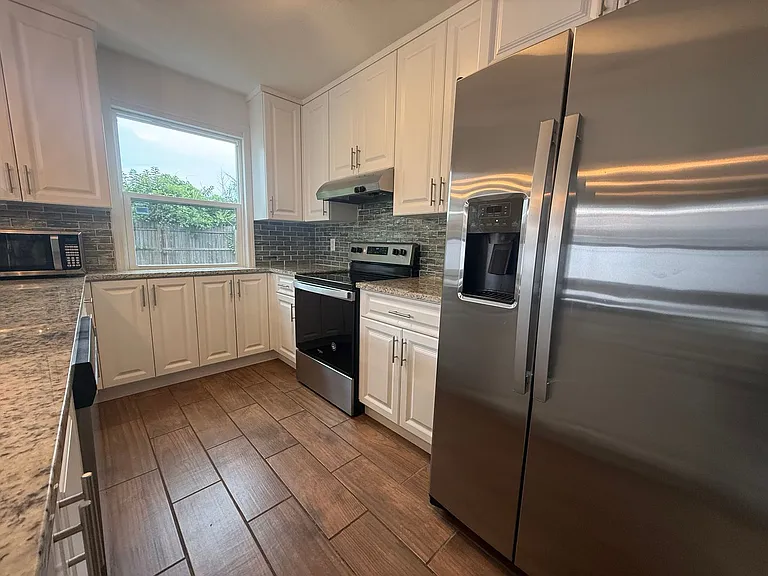 1172 Shallows Ct — Photo 4