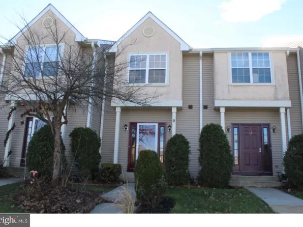 54 Winterberry Ct #54, Glassboro, NJ 08028