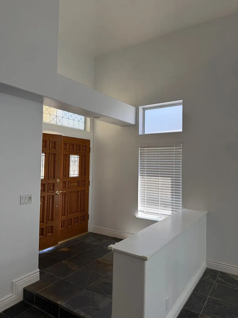 5 bed, 3 bath home in desirable Wood Ranch neighborhood — Photo 3