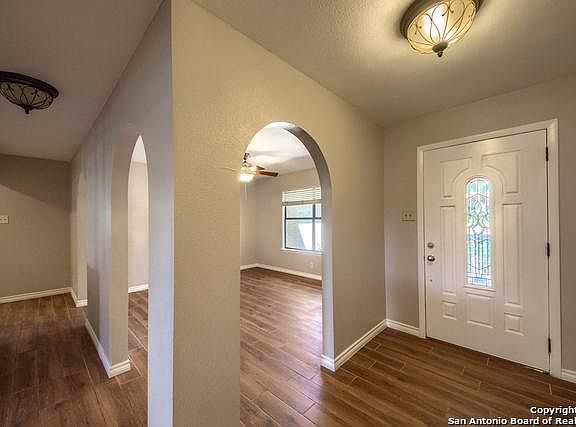 5th image of 4522 Briarwick St