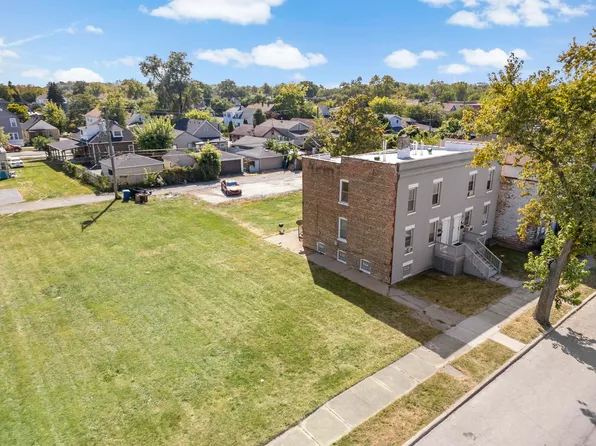 242 E 22nd St, Chicago Heights, IL 60411
