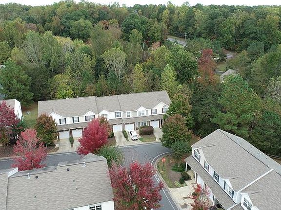 3rd image of 900 Little Creek Dr
