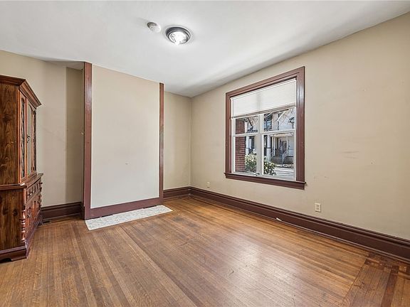 4th image of 318 Washington Ave