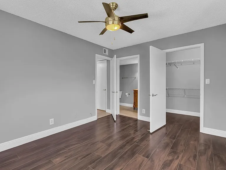 5740 Rock Island Rd #291 — Photo 20