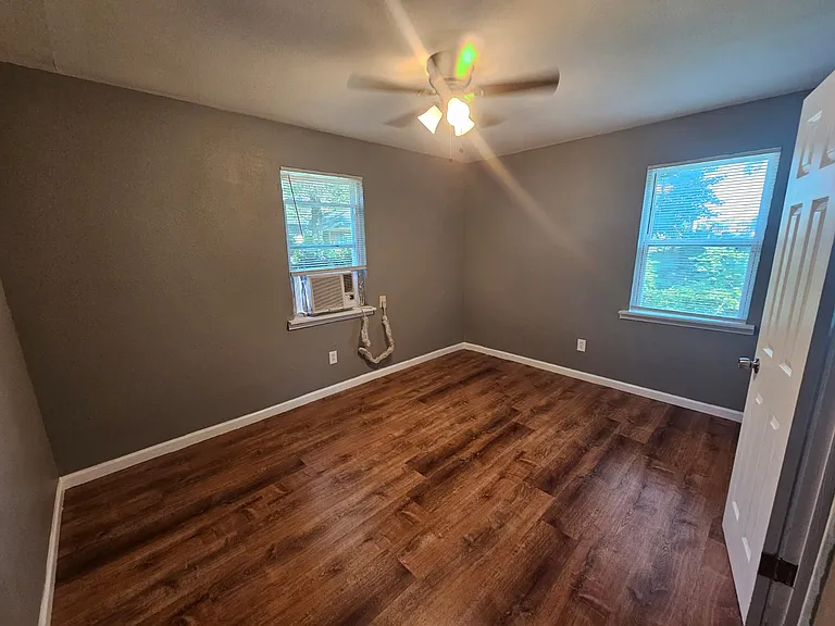 1325 Bruce St #1 — Photo 16
