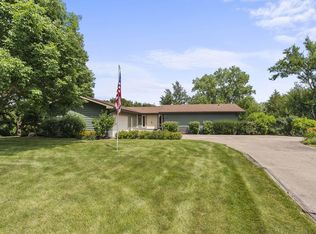2763 Crestview Rd, Muscatine, IA 52761
