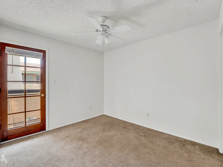Verde Point Apartments — Photo 27