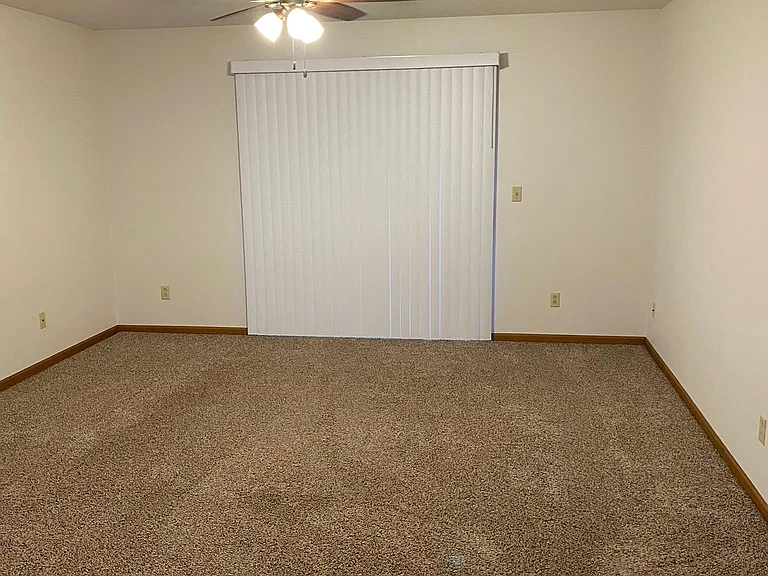 5493 Tall Pines Pkwy — Photo 8