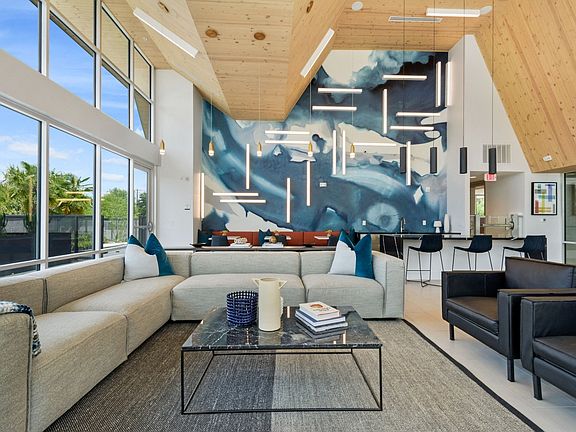 Clubhouse Lobby