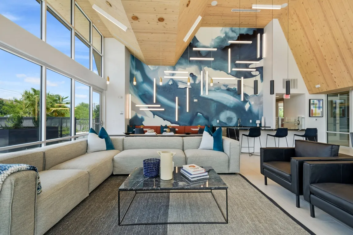 Resident Lounge with Wi-Fi