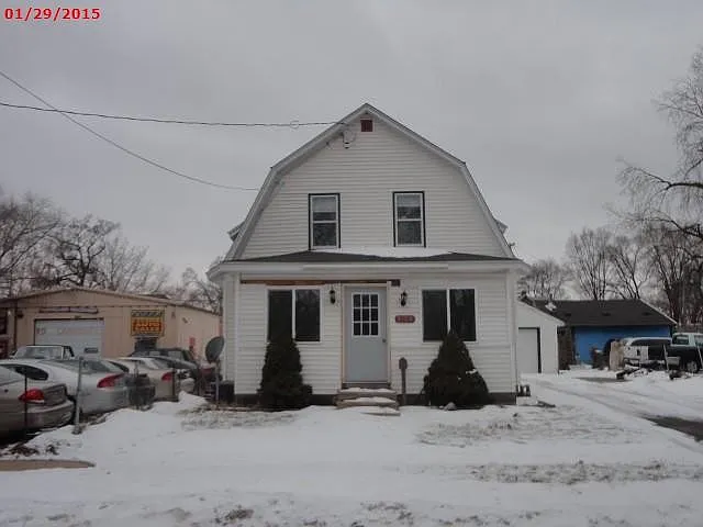 210 S Harrison Ave photo 1
