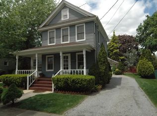 128 Musgnug Ave, Mineola, NY 11501