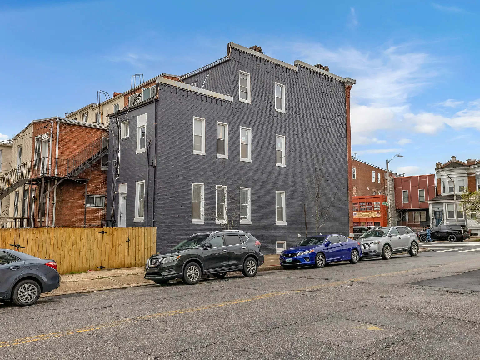 2 bed, 1.0 bath, 750 sqft, $1,495 — Photo 3