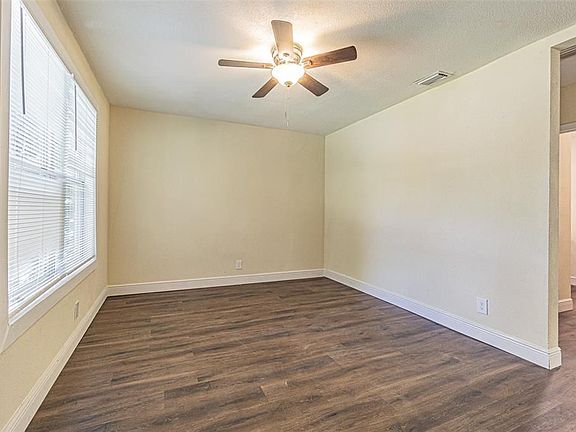 3rd image of 505 E Virginia Ave #1