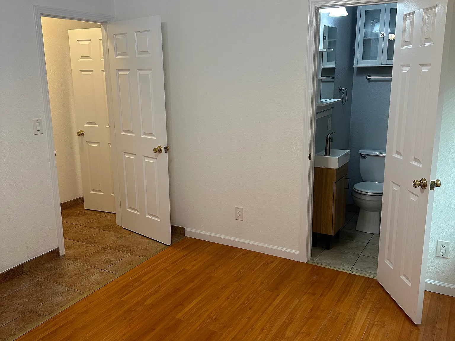 2 bed, 875 sqft, $2,575 — Photo 3