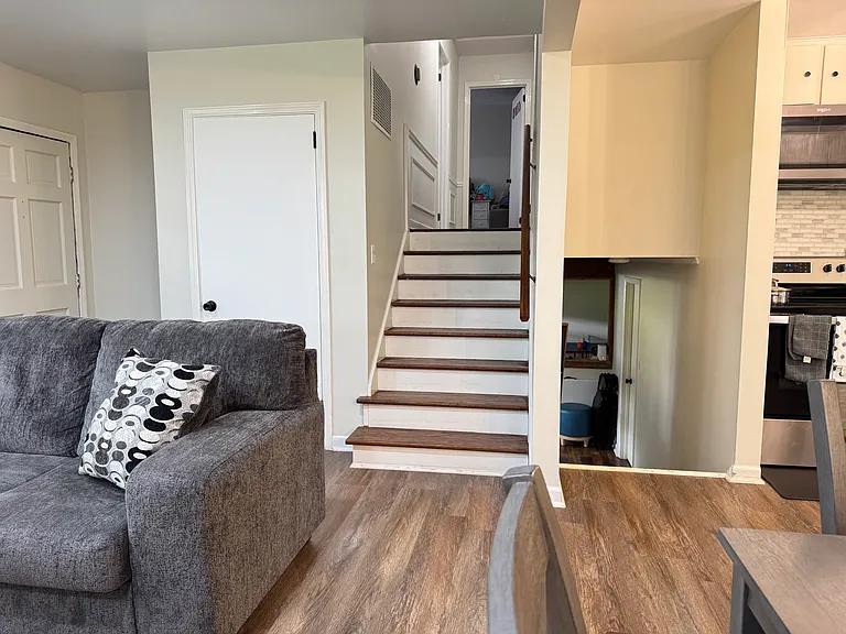 2323 Applewood Dr — Photo 14