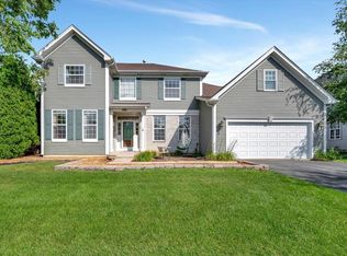 3901 Farmstead Ln, Carpentersville, IL 60110