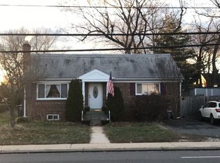 6108 Backlick Rd, Springfield, VA 22150