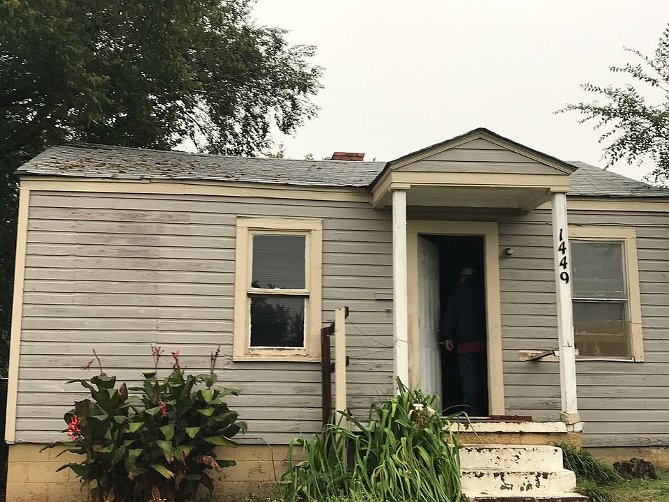 1st image of 1449 E Park Pl