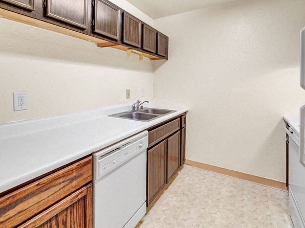 2225 Arctic Blvd #117