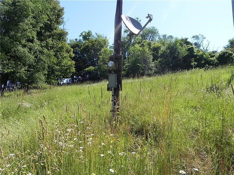 2nd image of 80 Old Brick Rd