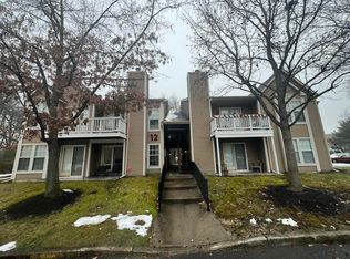 132 Kenwood Dr #132, Sicklerville, NJ 08081