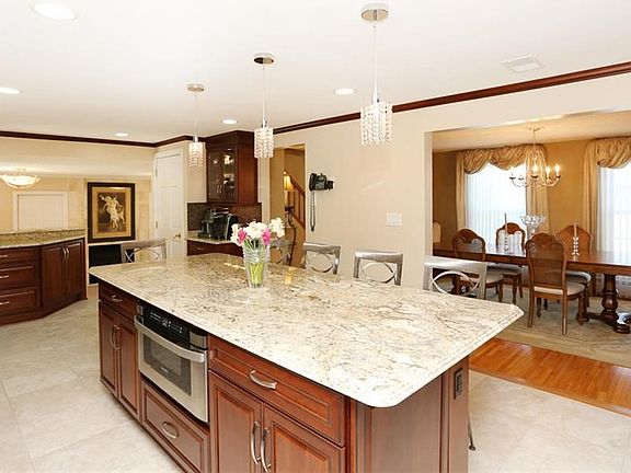 5th image of 20 Alder Pl