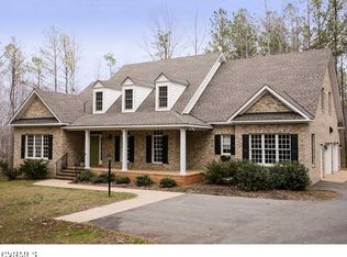 2860 Maple Grove Ln, Powhatan, VA 23139