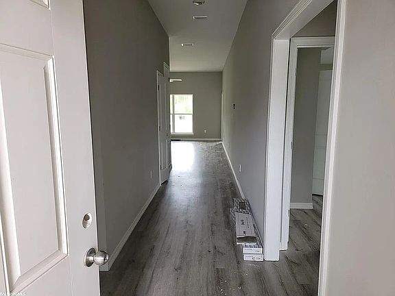 2nd image of 13437 Antler Hill Rd
