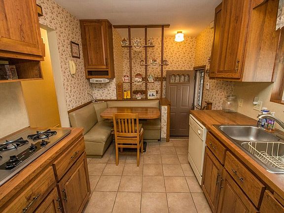 5th image of 3600 Glenbar Dr