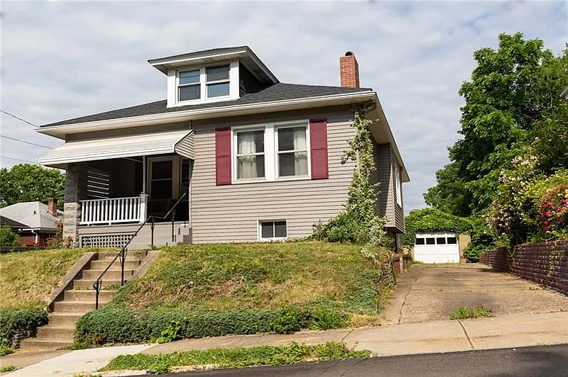 167 N Jackson Ave photo 1