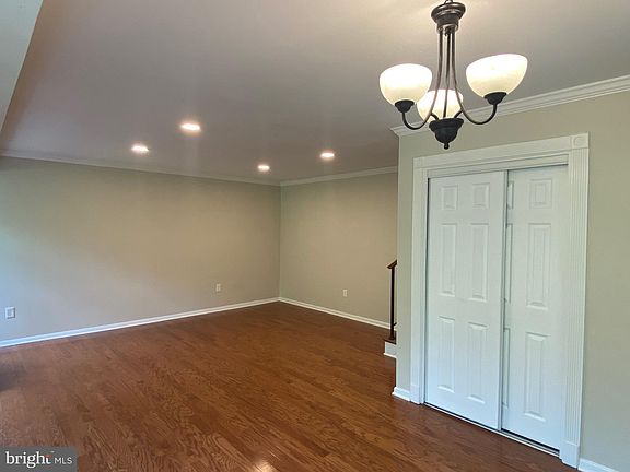 3rd image of 10104 Fair Woods Dr