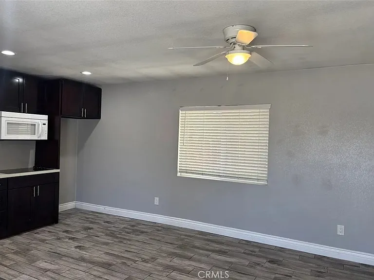 1147 W Avenue H11 — Photo 4