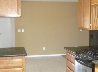 14915 Cashew St, Hesperia, CA 92345