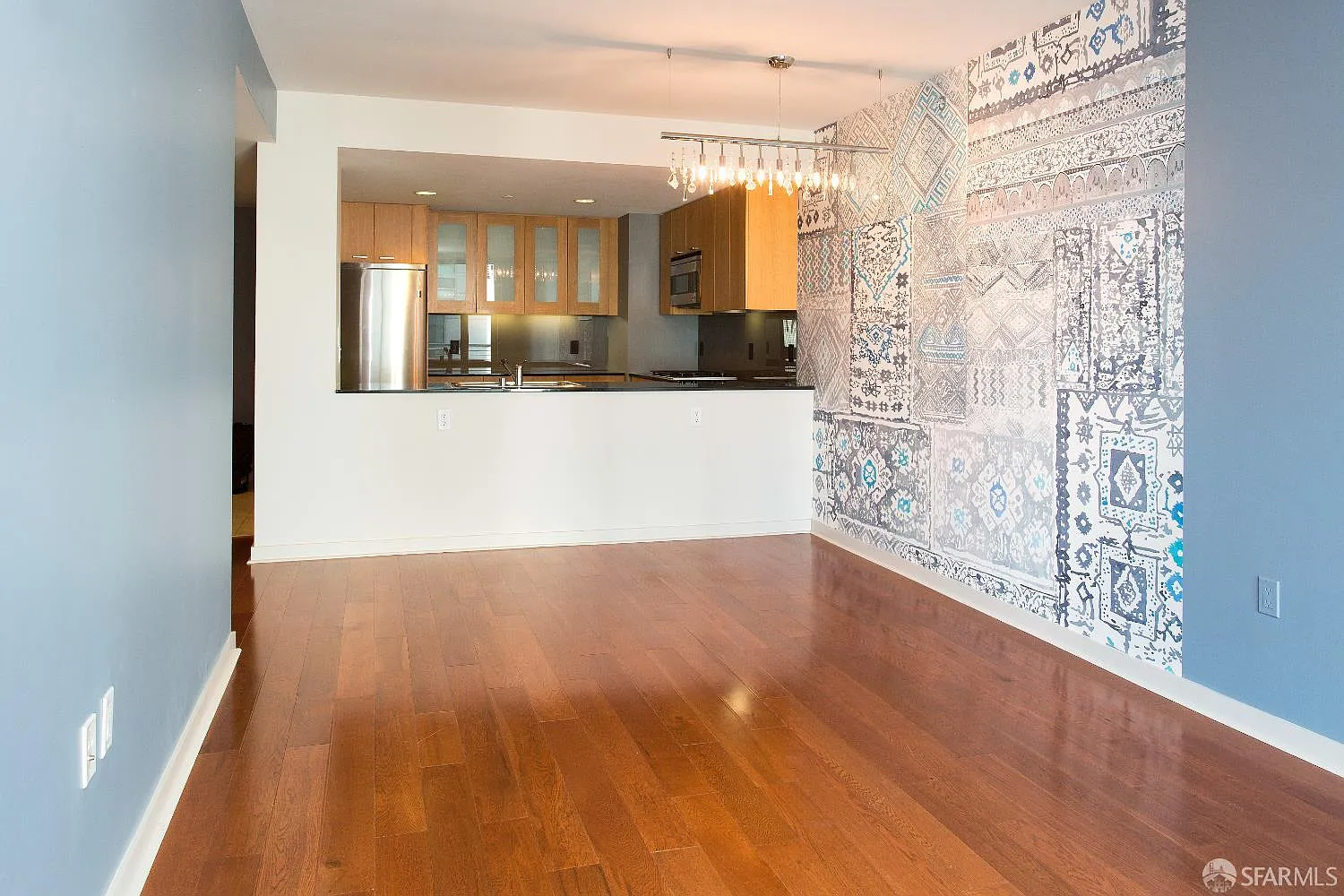 1 bed, 1.0 bath, 675 sqft, $5,000 — Photo 1