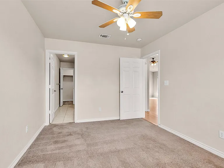 115 Bolero Way — Photo 18